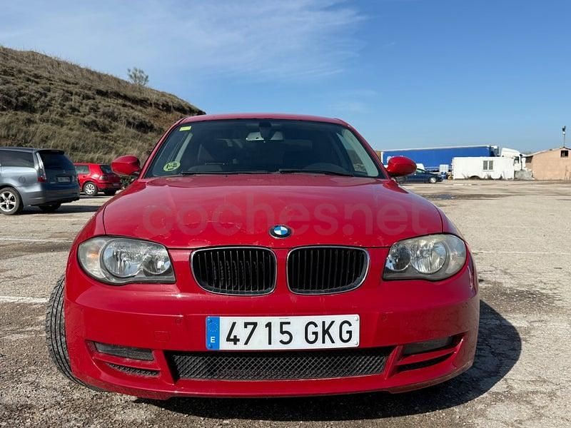 Usado BMW 120 Coupé 177 CV (130 kW) 2009 Rojo Coupe
