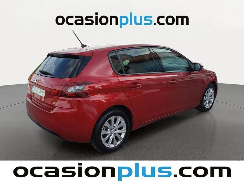 Usado Peugeot 308 Style 131 CV (96 kW) 2018 Rojo Utilitario