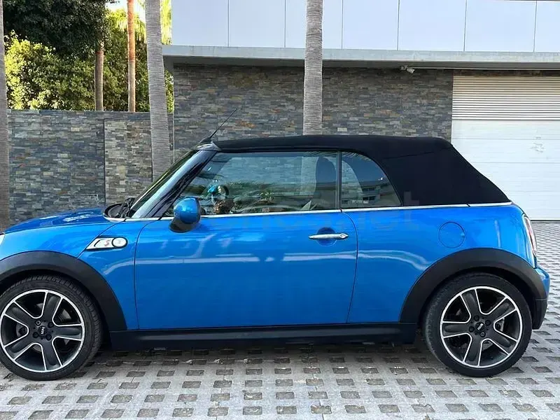 Usado Mini Cooper S Cabriolet 184 CV (135 kW) 2010 Azul Descapotable