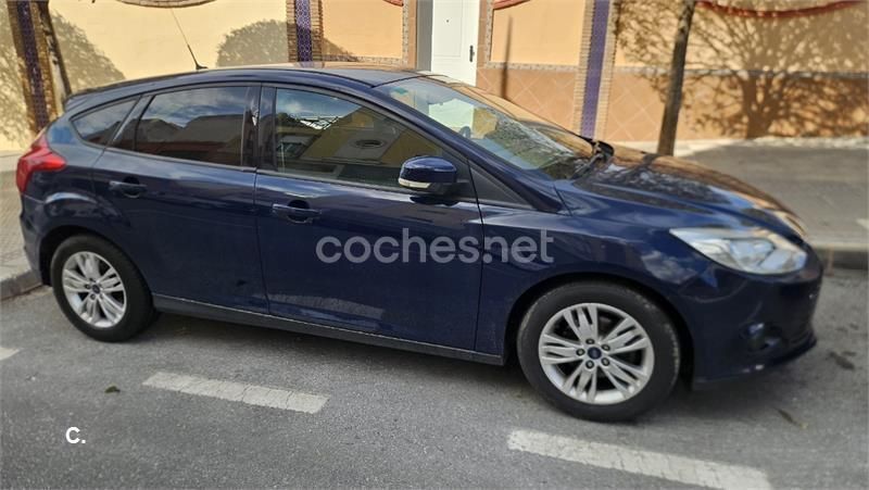 Azul Usado 2013 Ford Focus Trend Berlina | 4500 € (Super precio) - Imagen 1/4