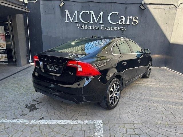 Occasion Volvo S60 Momentum 150 PK (110 kW) 2018 Zwart Sedan