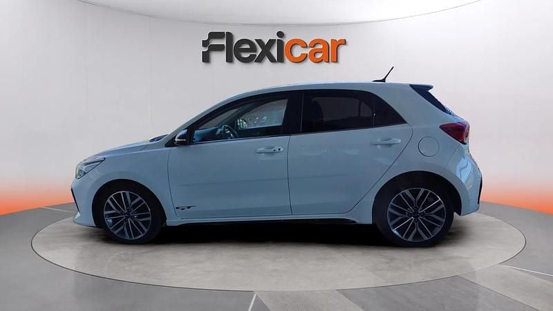 Usado Kia Rio GT-Line 101 CV (74 kW) 2023 Blanco Berlina