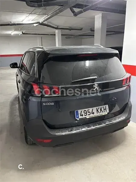Usado Peugeot 5008 Allure 130 CV (95 kW) 2018 Azul SUV