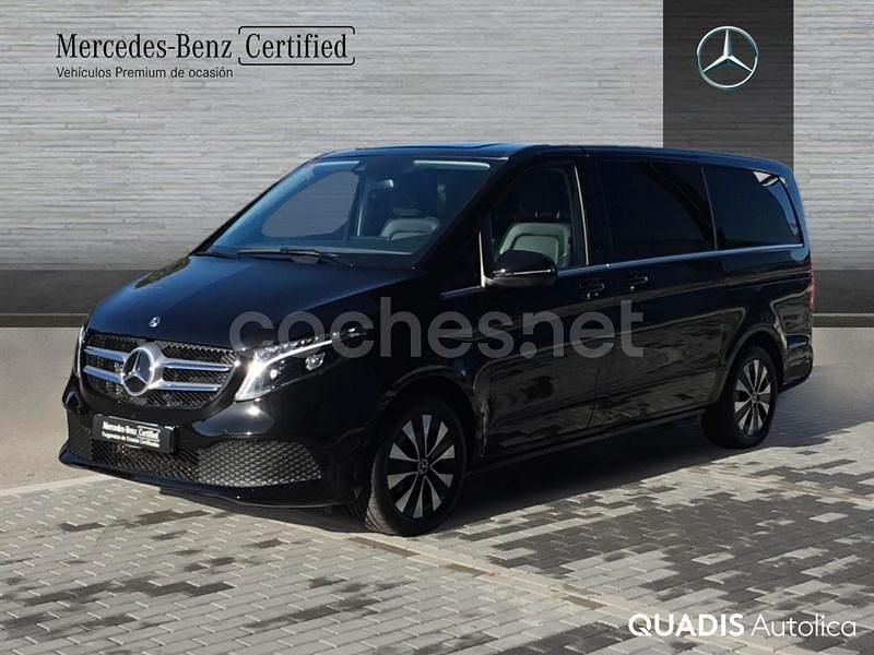 Negro Usado 2023 Mercedes V220 Avantgarde Monovolumen | 61.975 € - Imagen 1/4