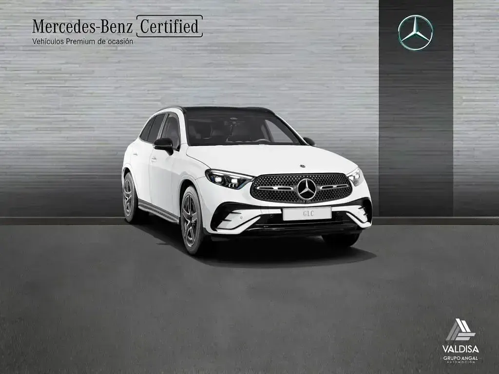 Usado Mercedes GLC200 204 CV (150 kW) 2025 Blanco polar SUV