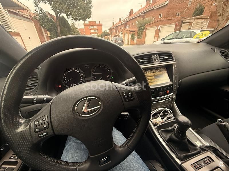 Usado Lexus IS220d Sport Line 177 CV (130 kW) 2010 Gris / plata Berlina