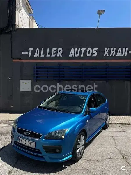 Usado Ford Focus Sport 136 CV (100 kW) 2006 Azul Berlina