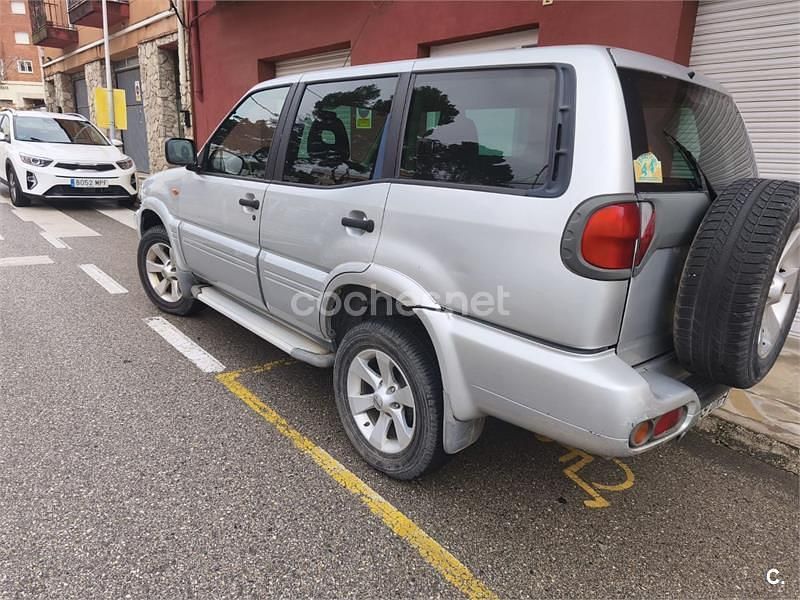 Usado Nissan Terrano Comfort 125 CV (91 kW) 2005 Gris / plata SUV