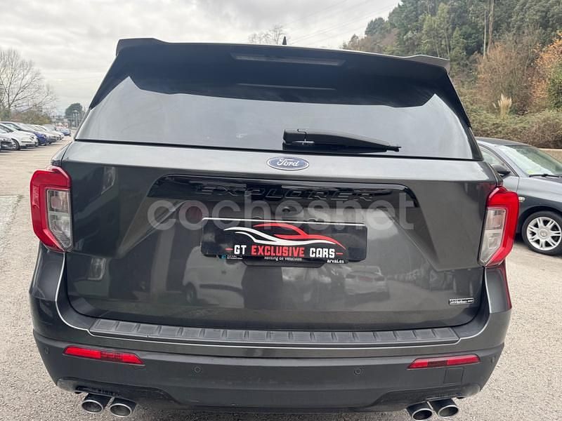 Usado Ford Explorer ST-Line 457 CV (336 kW) 2021 Gris / plata SUV