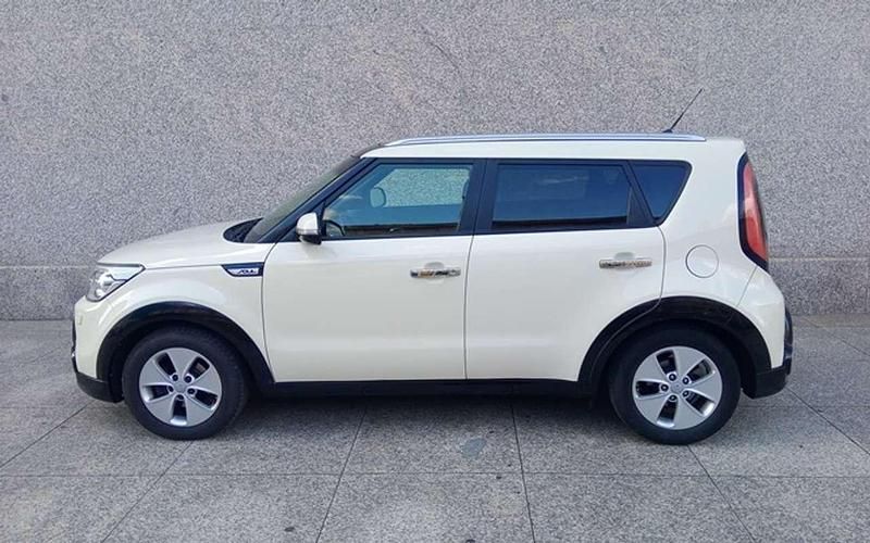 Blanco Usado 2015 Kia Soul SUV | 9500 € (Super precio) - Imagen 1/4