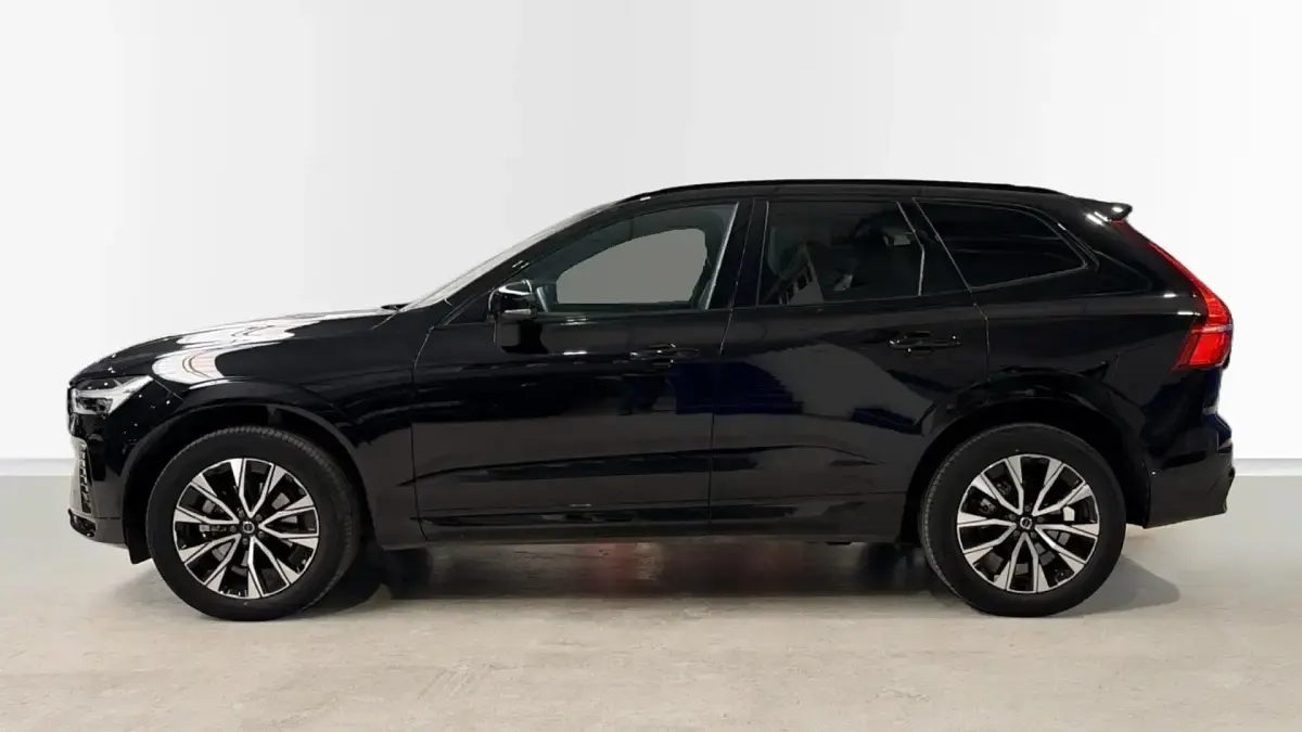 Usado Volvo XC60 Plus 250 CV (183 kW) 2025 SUV