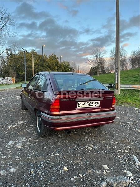 Usado Opel Kadett S 82 CV (60 kW) 1990 Granate Utilitario