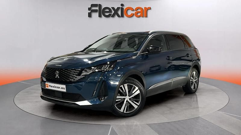 Usado Peugeot 5008 Allure 131 CV (96 kW) 2023 Azul SUV