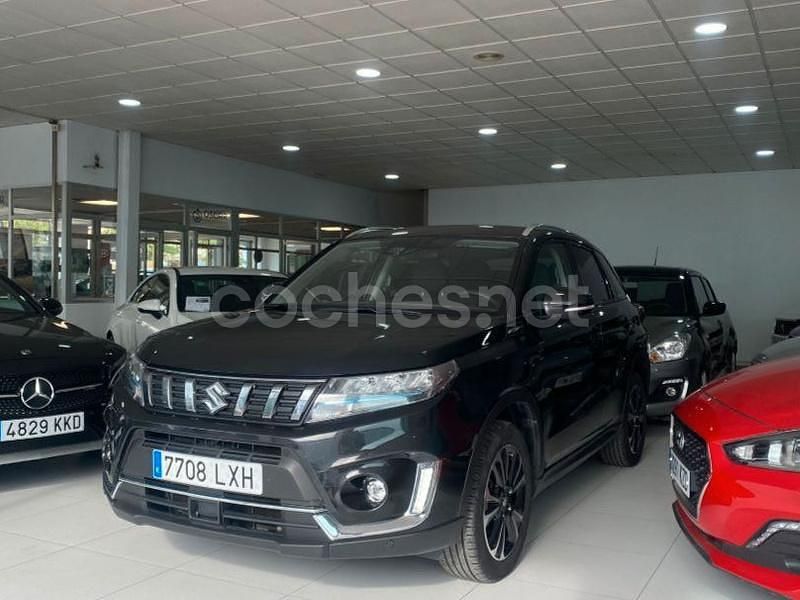 Usado Suzuki Vitara GLX 116 CV (85 kW) 2022 Negro SUV