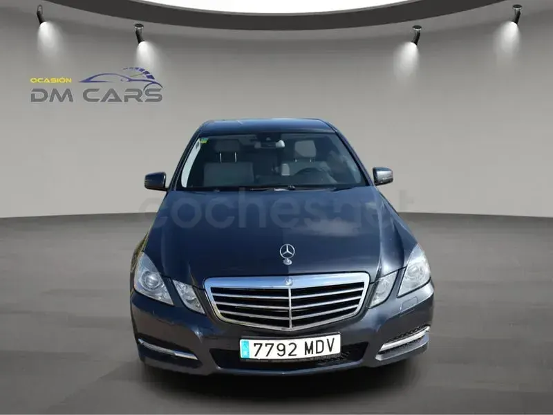 Usado Mercedes E350 265 CV (194 kW) 2012 Gris / plata Berlina