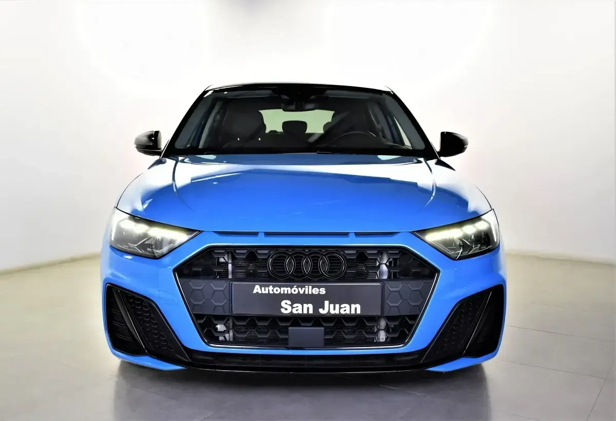 Usado Audi A1 Sportback S-Line 116 CV (85 kW) 2018 Azul Utilitario