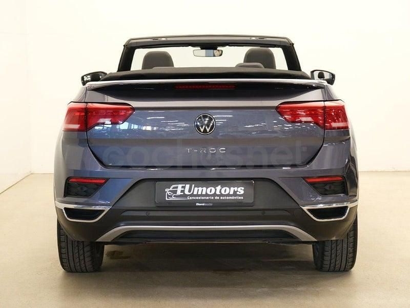 Usado VW T-Roc Style 150 CV (110 kW) 2021 Gris / plata SUV