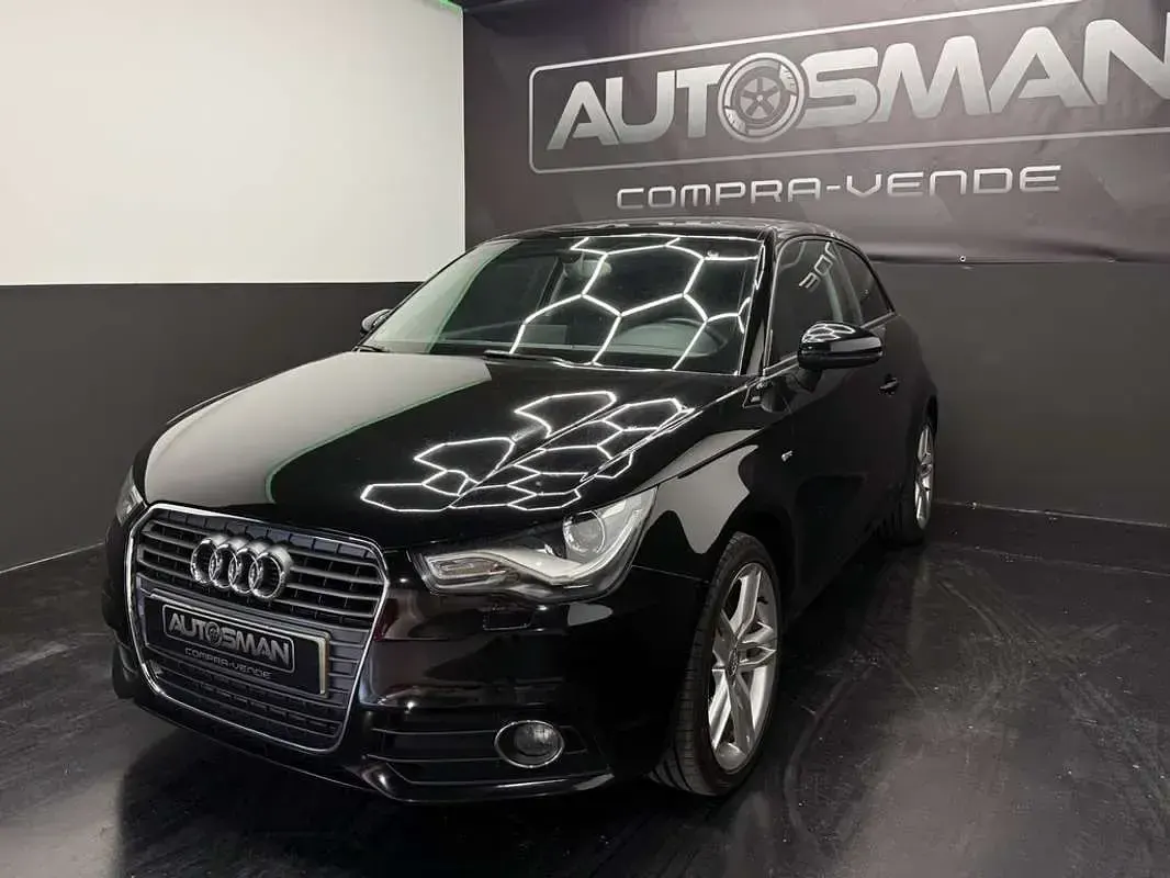 Usado Audi A1 Ambition 143 CV (105 kW) 2013 Negro Utilitario