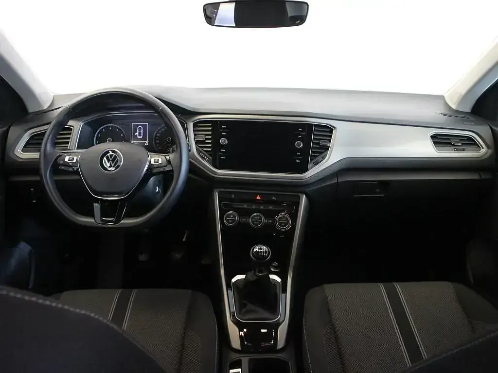 Usado VW T-Roc Advance 110 CV (80 kW) 2022 Gris SUV