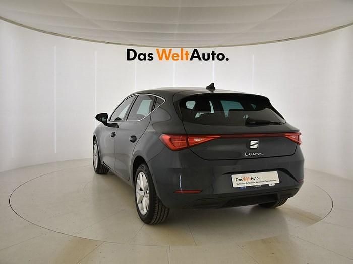Usado Seat Leon Style 116 CV (85 kW) 2025 Azul
