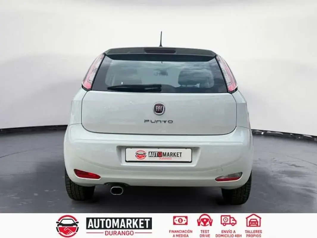 Usado Fiat Punto Easy 67 CV (49 kW) 2014 Blanco Utilitario