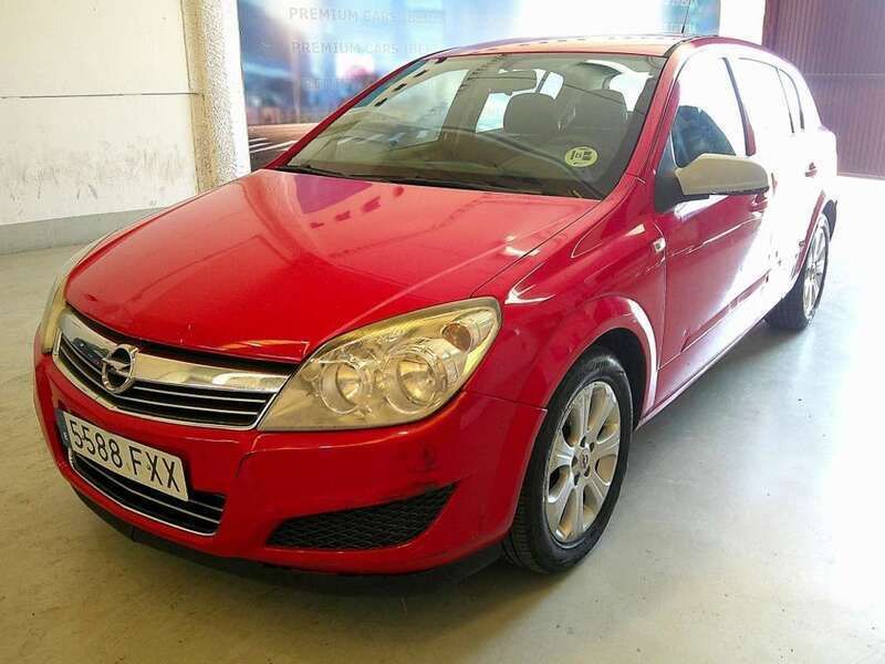 Rojo Usado 2007 Opel Astra Enjoy Utilitario | 2480 € (Buen precio) - Imagen 1/4