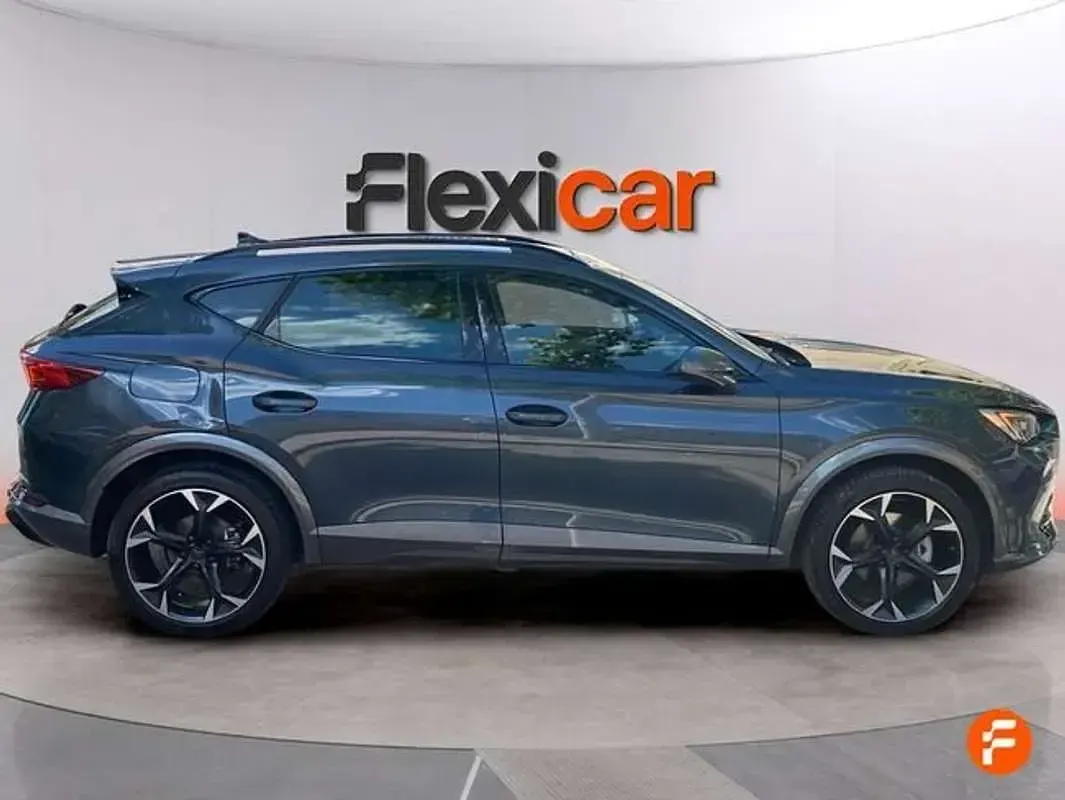 Usado Cupra Formentor 204 CV (150 kW) 2023 Gris SUV