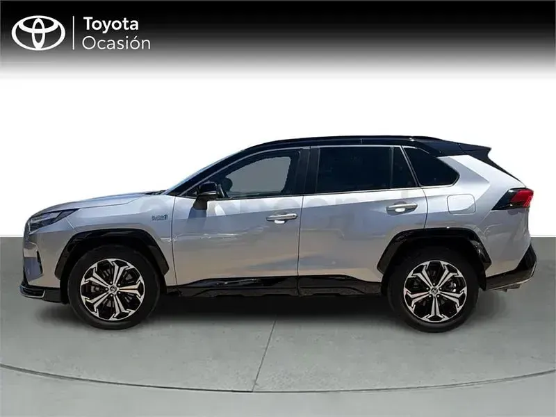 Usado Toyota RAV4 Hybrid Plus 306 CV (225 kW) 2022 Gris / plata SUV