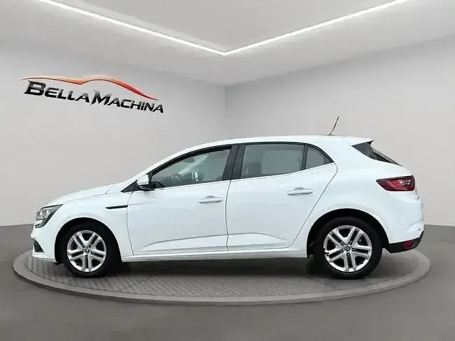 Usado Renault Mégane II Business 95 CV (69 kW) 2021 Blanco Berlina