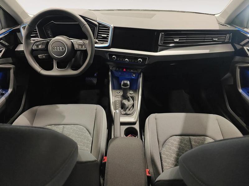 Usado Audi A1 Sportback 116 CV (85 kW) 2025 Gris/plata Utilitario