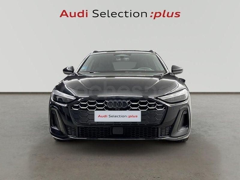 Usado Audi A5 Ambiente 204 CV (150 kW) 2025 Negro Familiar