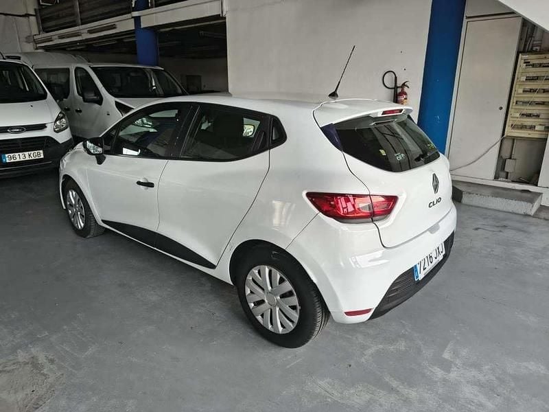 Usado Renault Clio IV Business 75 CV (55 kW) 2017 Blanco Utilitario