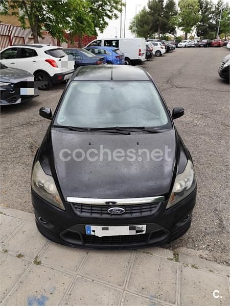 Usado Ford Focus Trend 115 CV (84 kW) 2008 Negro Berlina