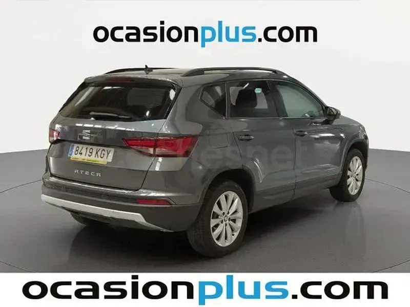 Usado Seat Ateca Style 150 CV (110 kW) 2018 Gris / plata SUV