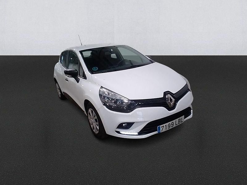 Usado Renault Clio IV Business 75 CV (55 kW) 2019 Blanco Berlina