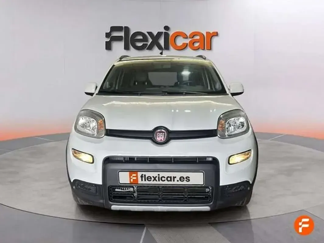 Usado Fiat Panda Cross Cross 86 CV (63 kW) 2020 Blanco Utilitario