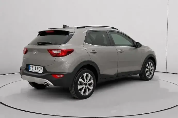 Usado Kia Stonic 120 CV (88 kW) 2022 SUV