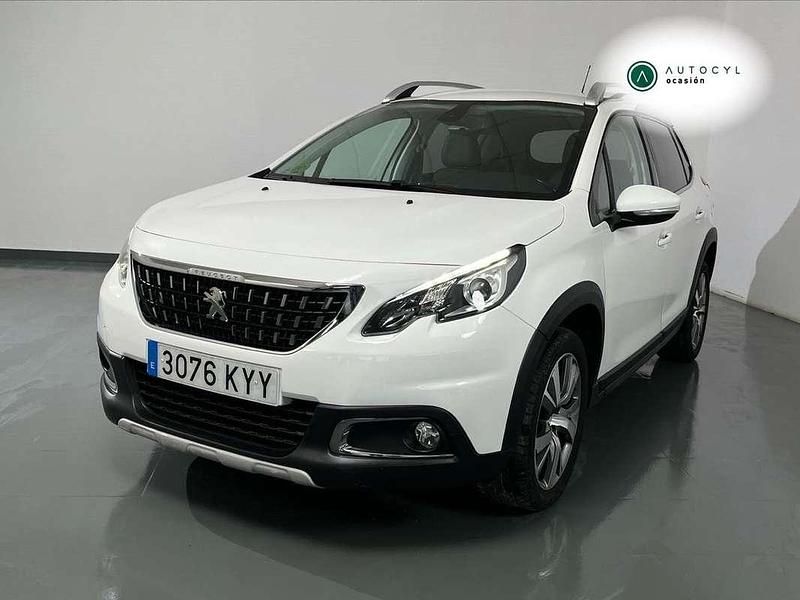 Usado Peugeot 2008 Allure 99 CV (72 kW) 2019 Blanco SUV