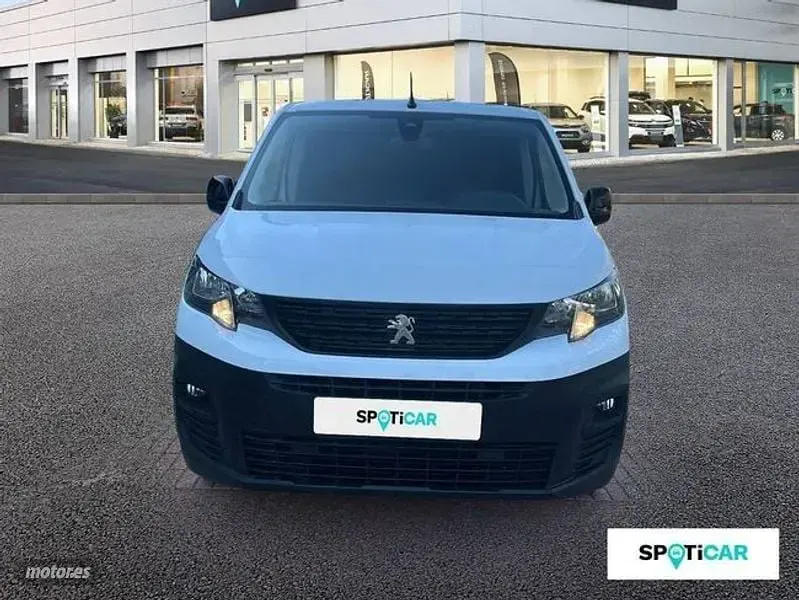 Usado Peugeot Partner 102 CV (75 kW) 2023 Blanco Monovolumen