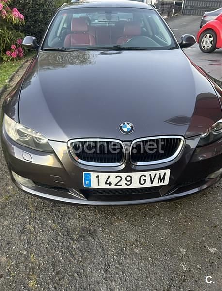 Usado BMW 320 177 CV (130 kW) 2010 Gris / plata Coupe