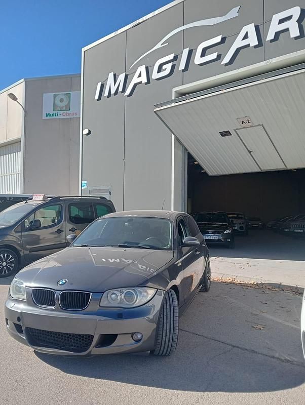Usado BMW 120 163 CV (119 kW) 2006 Gris Utilitario