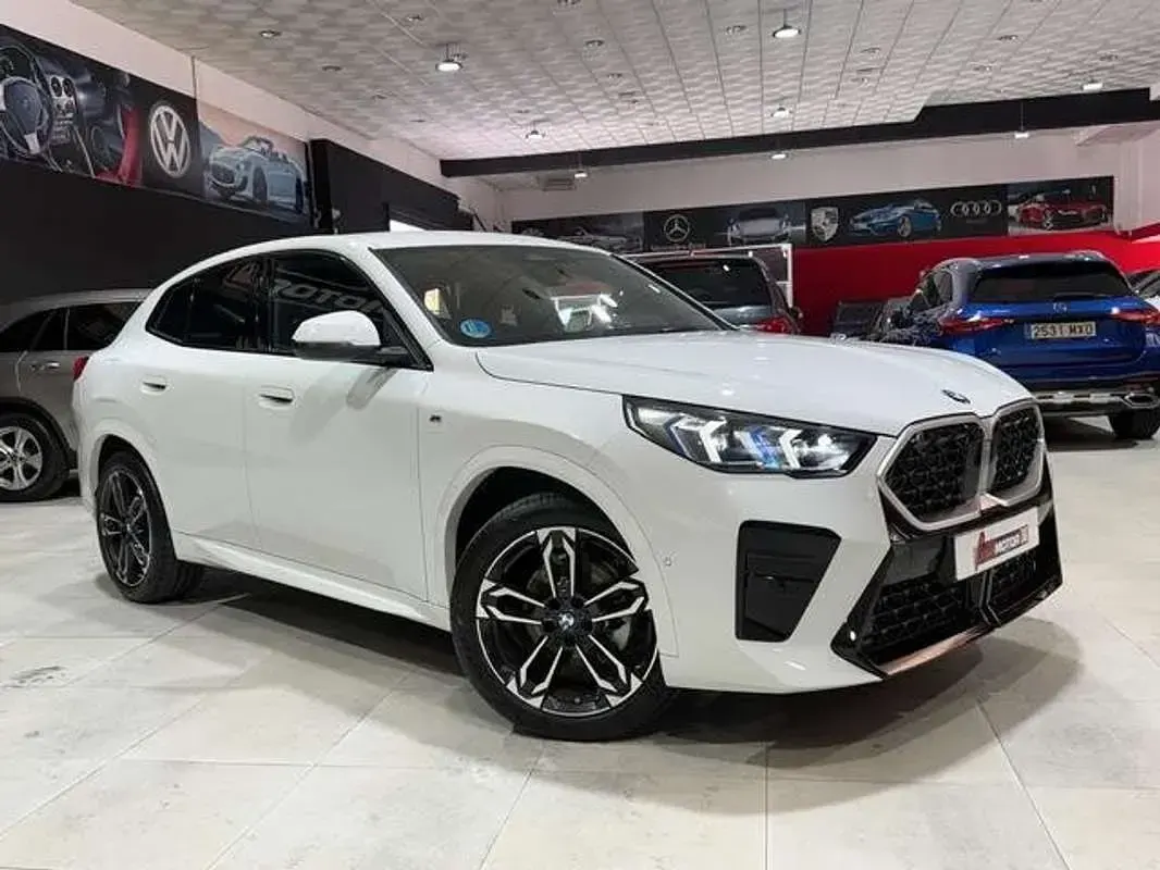 Usado BMW X2 Comfort Edition 163 CV (119 kW) 2025 Blanco SUV