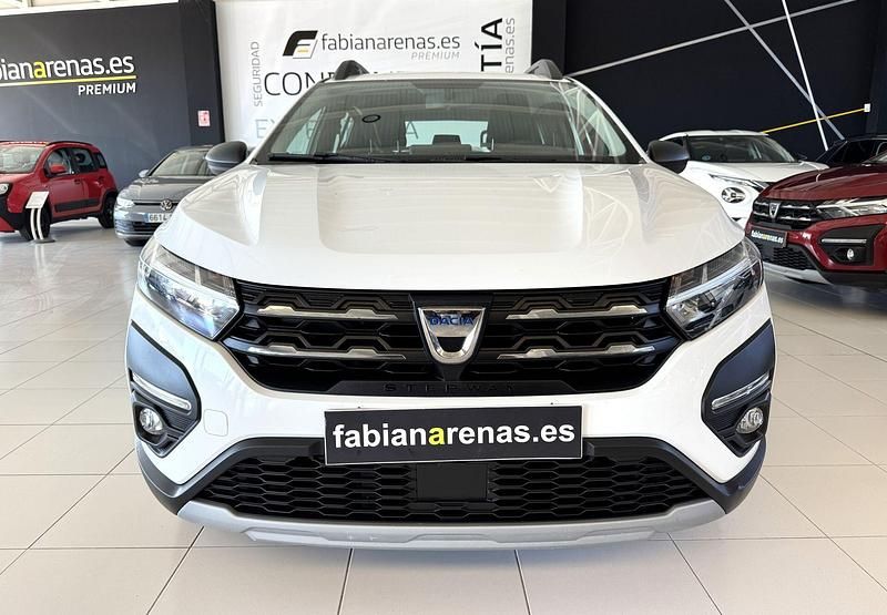 Usado Dacia Sandero Essentiel 91 CV (66 kW) 2022 Blanco Utilitario