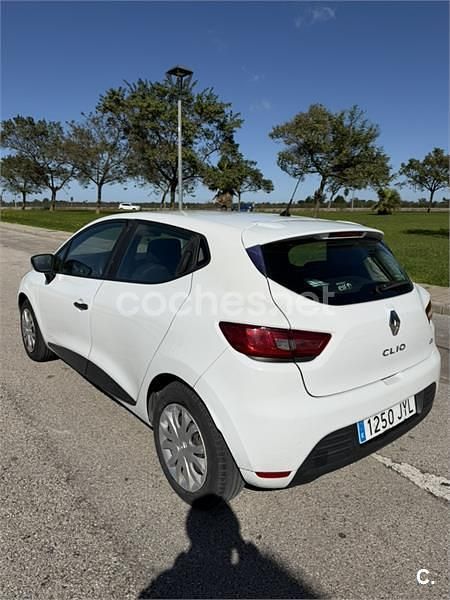 Usado Renault Clio IV LIMITED 75 CV (55 kW) 2017 Blanco Berlina