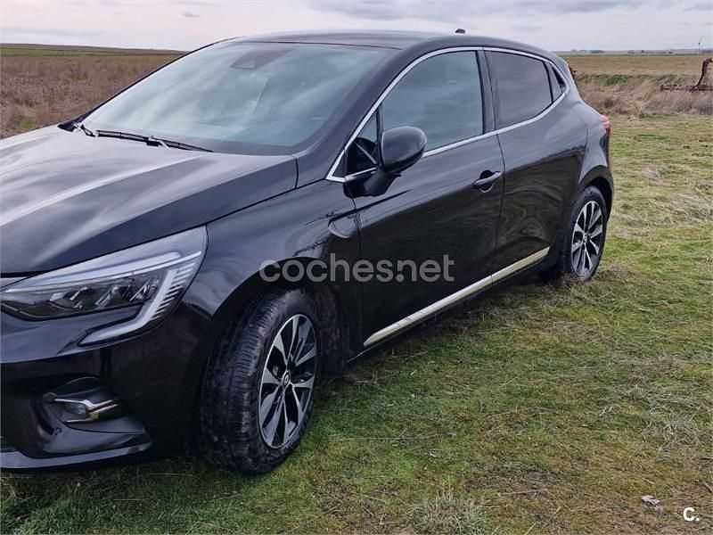 Usado Renault Clio V Evolution 100 CV (73 kW) 2023 Negro Berlina