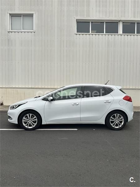 Usado Kia Ceed GT 90 CV (66 kW) 2013 Blanco Berlina