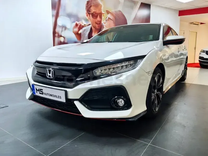 Usado Honda Civic Prestige 182 CV (133 kW) 2018 Blanco Berlina