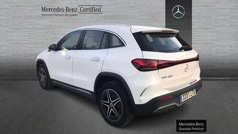 Usado Mercedes EQA250 139 kW (190 CV) 2021 Blanco SUV