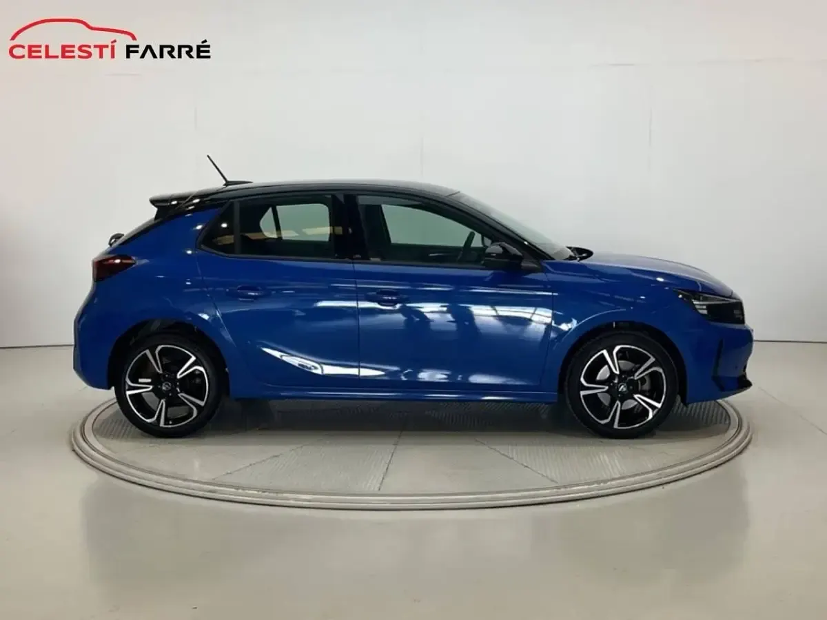 Usado Opel Corsa 100 CV (73 kW) 2024 Azul Utilitario