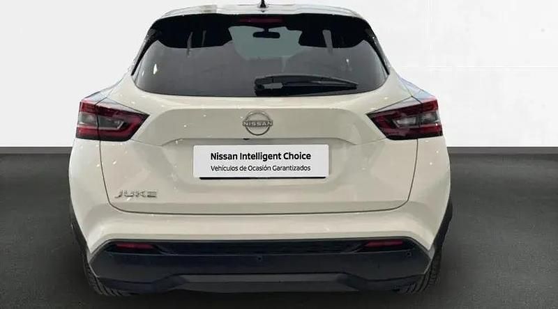 Usado Nissan Juke N-Connecta 114 CV (83 kW) 2024 Lunar white (metalizado) SUV